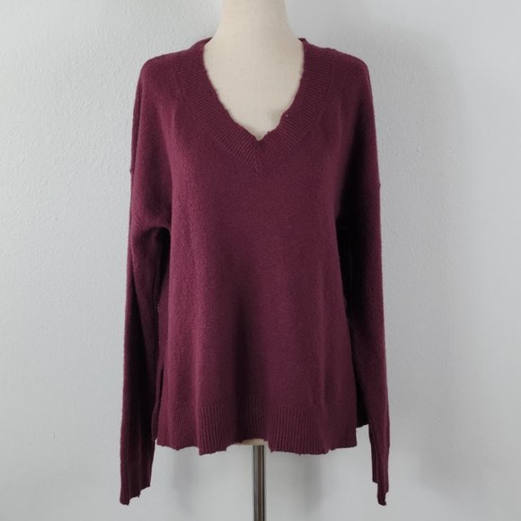 MELROSE AND MARKET Distressed V-Neck Sweater Sz S NEW - Picture 2 of 8